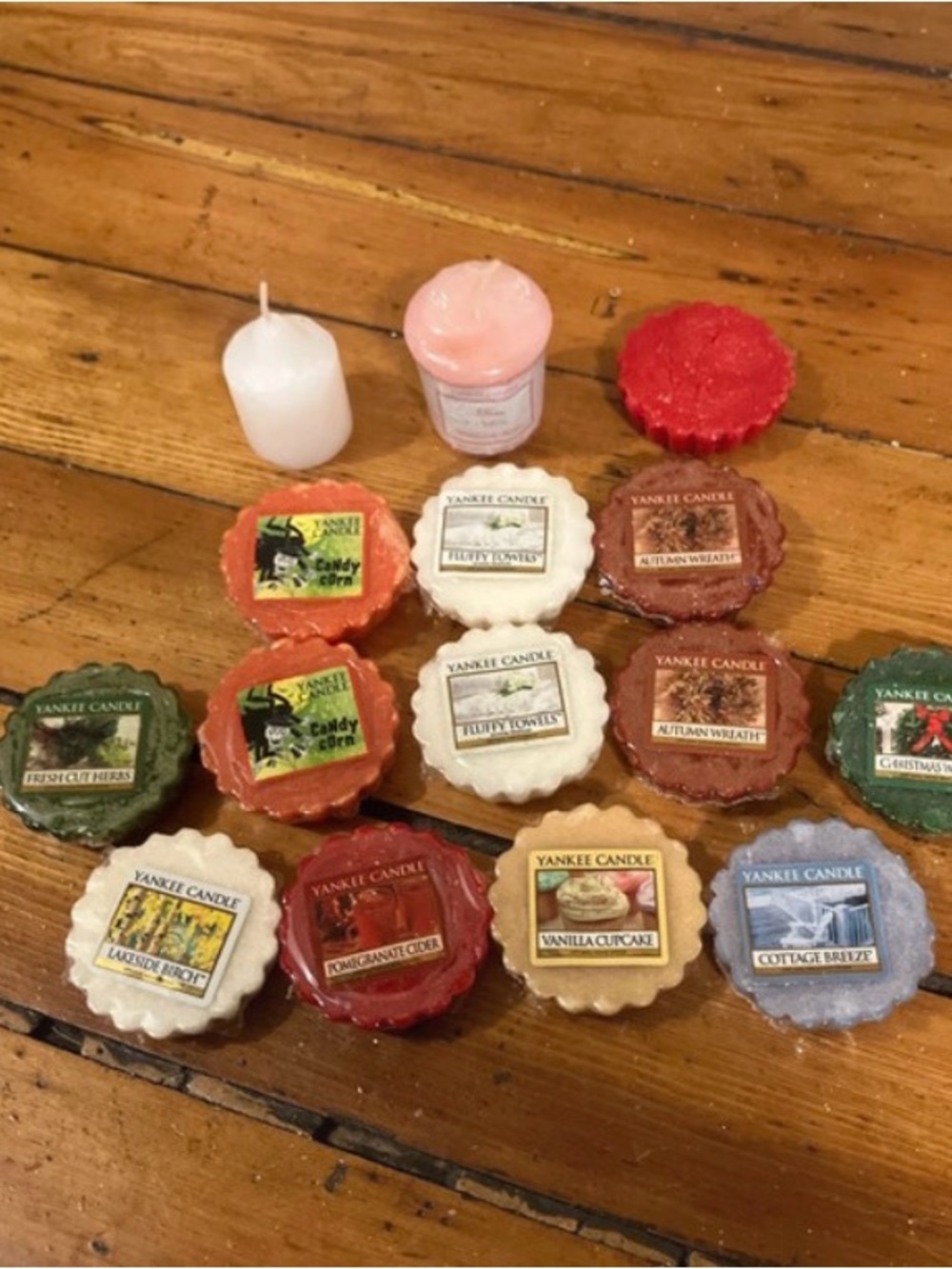 Assorted Retired Yankee Candle Tarts